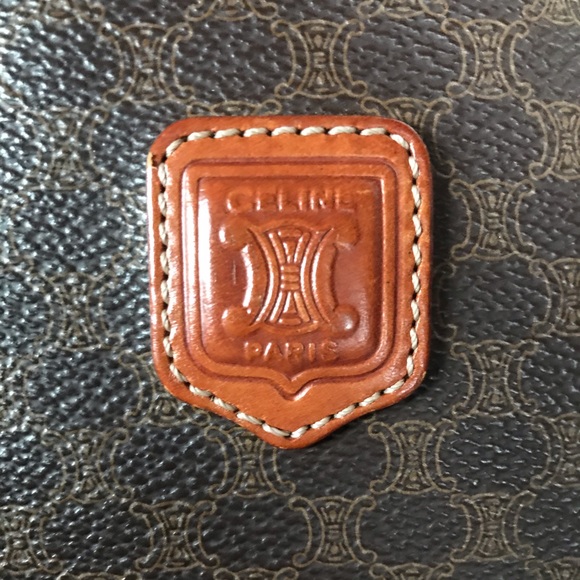 CÉLINE Vintage Macadam Bucket Bag - Picture 6 of 14